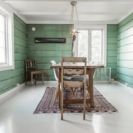 Staurneset Scandi With Wildlife And Seafront