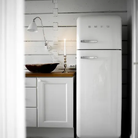 Staurneset Scandi With Wildlife And Seafront *